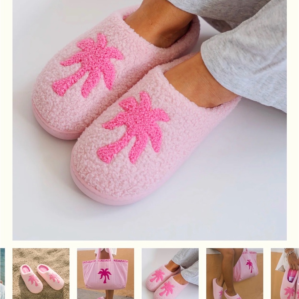 Cozy Pink Palm Tree Slippers
